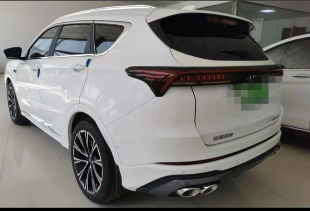 جيتور X70 بلس 2021 Zhuge Edition 1.6t DCT Kongming 5-Seater